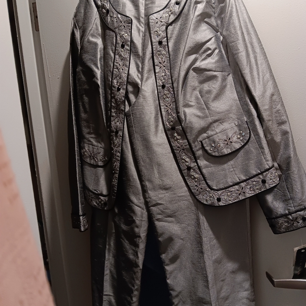 Women's clothing